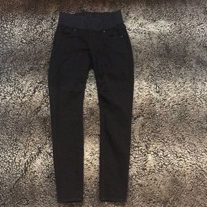 GAP maternity skinny jeans